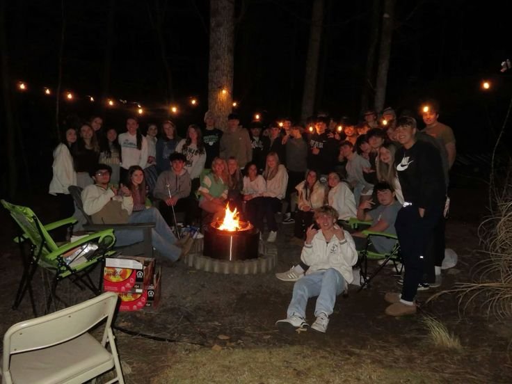 Jordan Couchsurfing WhatsApp Groups: Connecting with Locals and Travelers